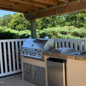 S L Outdoor Kitchen