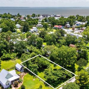 Photo #1 of 504 Midyette, Oriental, NC 0.2 acres