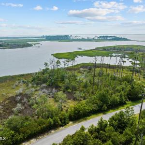 Photo #3 of 211 Leeward, Beaufort, NC 0.7 acres