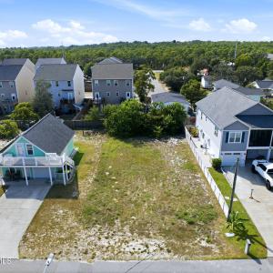 Photo #1 of 817 Kenneth, Carolina Beach, NC 0.1 acres