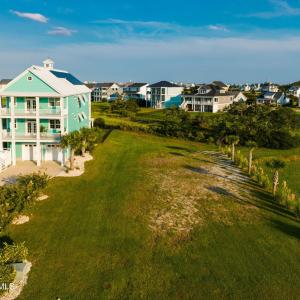 Photo #2 of 1210 Lantern, Morehead City, NC 0.3 acres