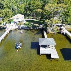 Photo #4 of 804 Canal Cove, Lake Waccamaw, NC 0.2 acres