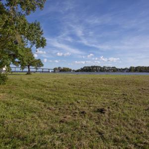 Photo #4 of 8052 Treasure, Oriental, NC 0.6 acres