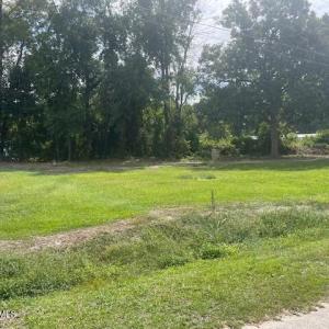 Photo #2 of 201 Midway, Bladenboro, NC 1.0 acres