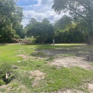 Photo #3 of 201 Midway, Bladenboro, NC 1.0 acres