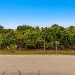 Vacant lot on Wyndtree Dr