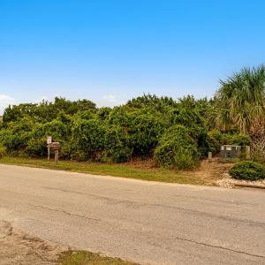 Vacant lot on Wyndtree Dr