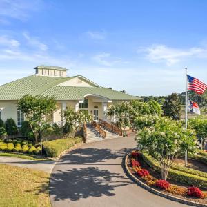 Founders Club