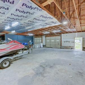 11-W_Thurman_Warehouse-11