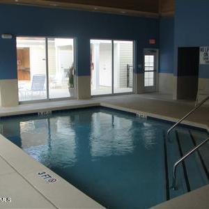 RiverSea-pool