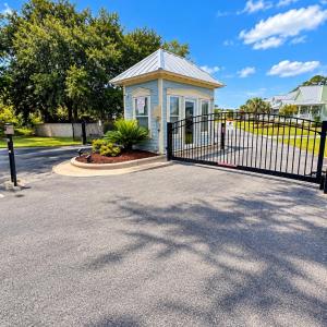 Sunny Coastal Community Gatehouse