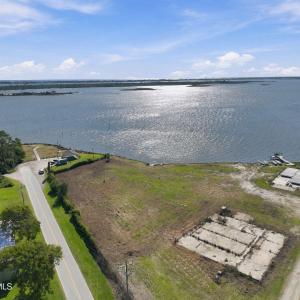 11-web-or-mls-1300 Marshallberg 009
