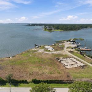 12-web-or-mls-1300 Marshallberg 010