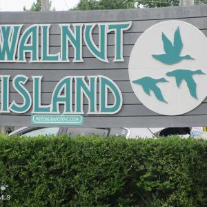 Walnut Island sign