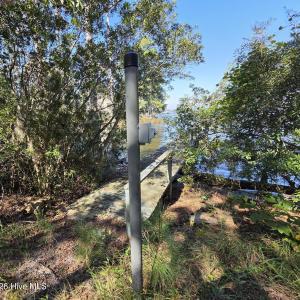 007 Light pole at Dock