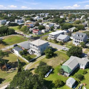 8-web-or-mls-1409 Shackleford St 006
