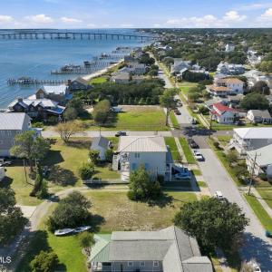 9-web-or-mls-1409 Shackleford St 007