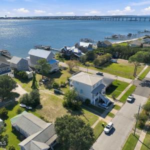 10-web-or-mls-1409 Shackleford St 008