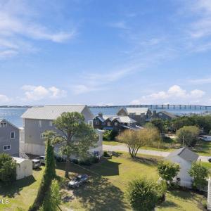13-web-or-mls-1409 Shackleford St 011
