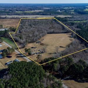 3-web-or-mls-Lot Lines