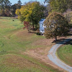 206 Pike Memory Ln 2-13