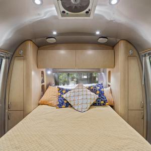 Bedroom 109 Geronimo