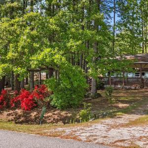 Exterior 109 Geronimo