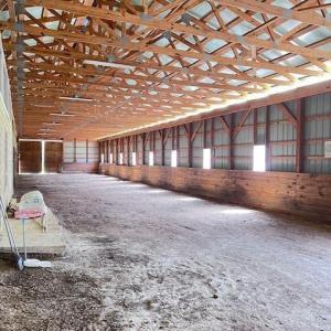 barn 1