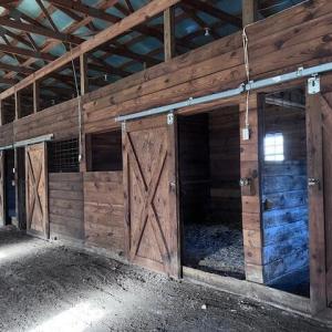 barn 4