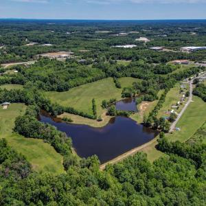 115 Washburn Lake Road-large-023-005-Nei