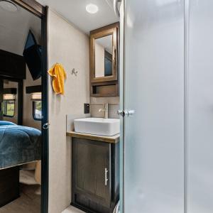 Interior-Bathroom