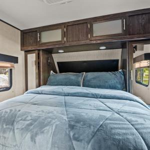 Interior-Bedroom