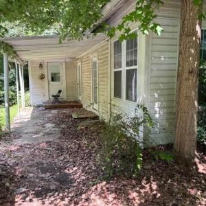 3025 Farthing St. Front