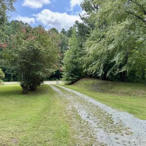 Old Oxford Rd. - Gravel Driveway