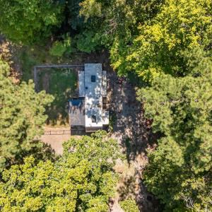 108 Poteau Dr