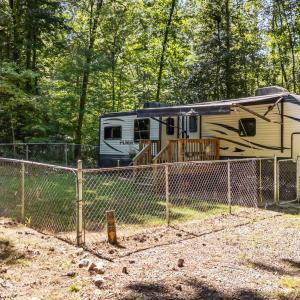 108 Poteau Dr