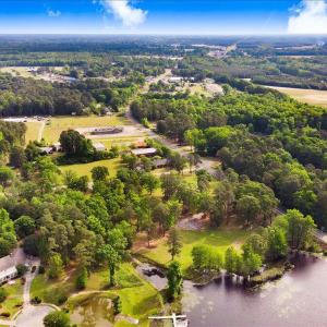 20-Country Club Rd-19