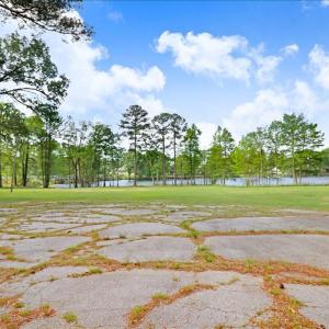 09-Country Club Rd-9