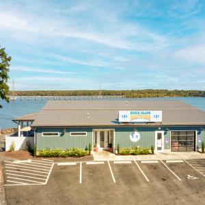 BUGGS ISLAND BREWERY