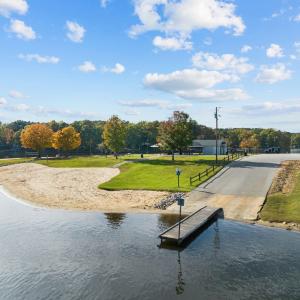 Pavilion Loading & Unloading dock