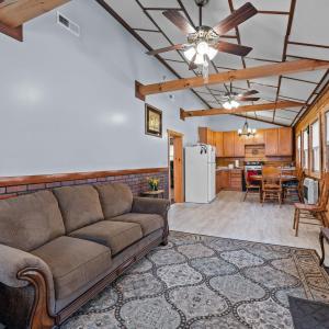 Open Living/Dining Area!