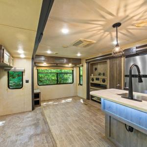 108 Poteau Drive