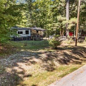 108 Poteau Dr
