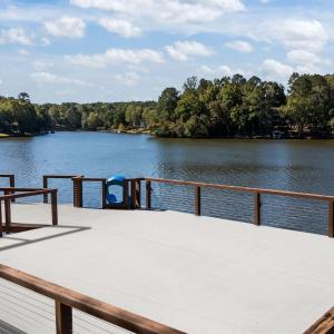 Welcome to 118 Big Horn Drive!