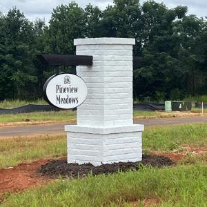 Entry Monument - Pineview Meadows