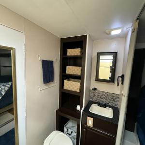 87351BE3-41D4-40B9-AA5C-357BF81E610D