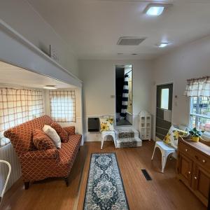 B7DC0527-1011-487B-BD32-916216BA2CCF