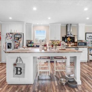 33-2310 Devils Racetrack Rd-33