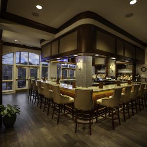Club Room Bar -