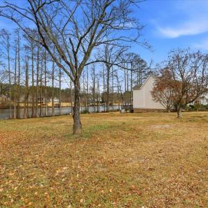 02-1100 S Lakeside Dr-2